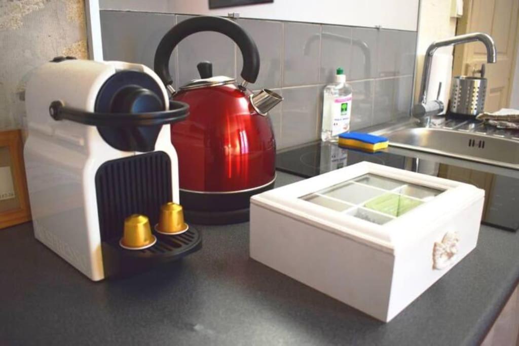 Apartament Centre Palais Des Papes-Balcon B1 Clim - 123Awinion Zewnętrze zdjęcie
