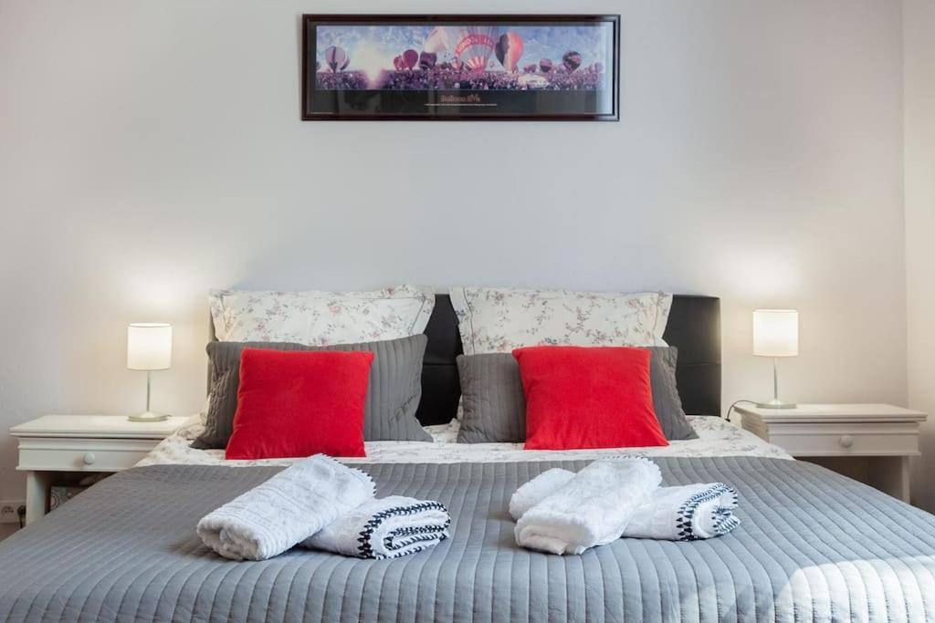 Apartament Centre Palais Des Papes-Balcon B1 Clim - 123Awinion Zewnętrze zdjęcie